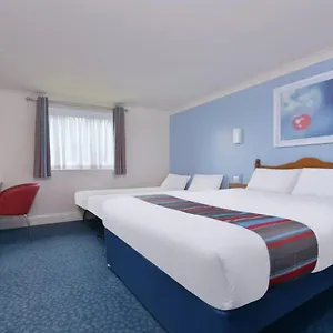 Travelodge Cardiff Airport Barry